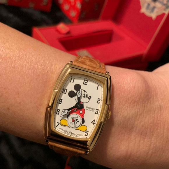 Seiko Mickey Mouse Watch Disney 60th Anniversary main image 4